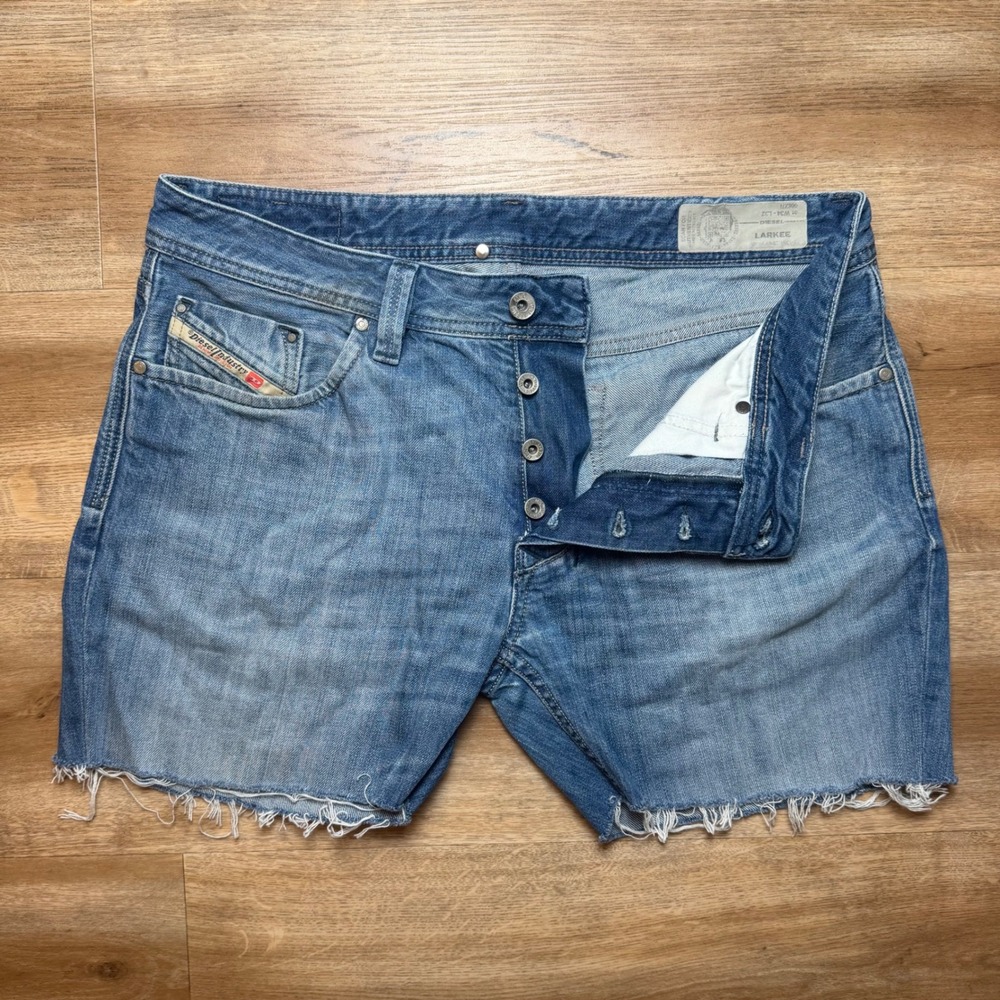 Diesel Larkee Denim Shorts Mens 34 Blue Cutoff Button Fly 5" Inseam Jorts